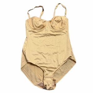 80s/90s European Vintage Triumph Shapewear Bodysuit (Nude) Size 36C/L